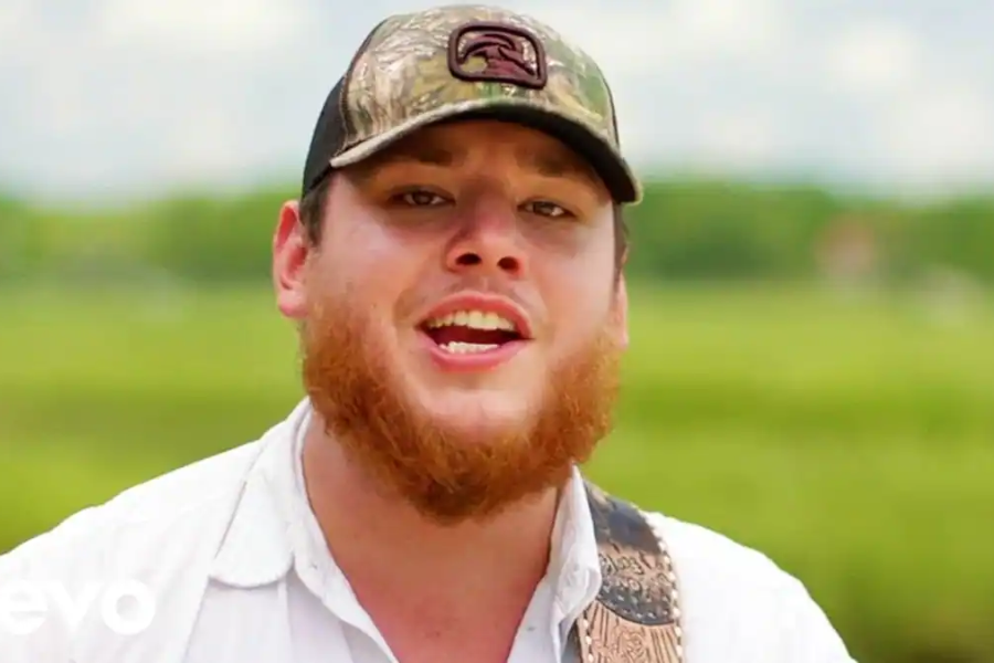 luke combs net worth